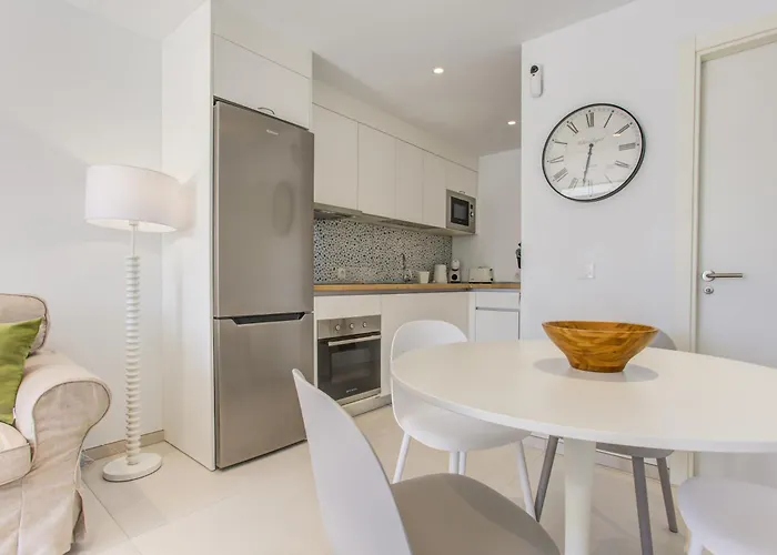 Homu Sama - Muy Cerca De La Playa Playa Blanca (Lanzarote)